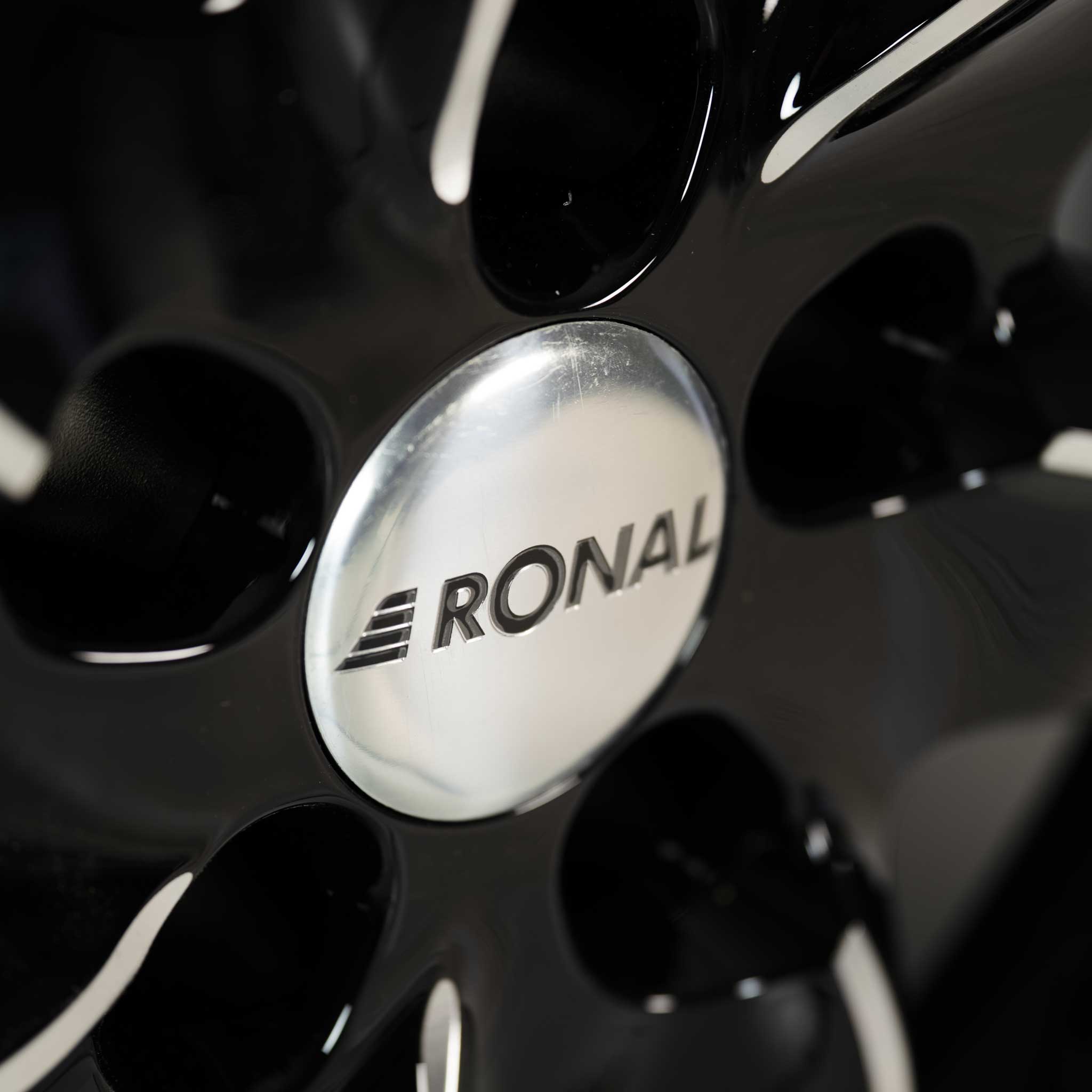 Ronal R51 Jetblack Front Diamond Cut Alloy Wheel Product Image #4