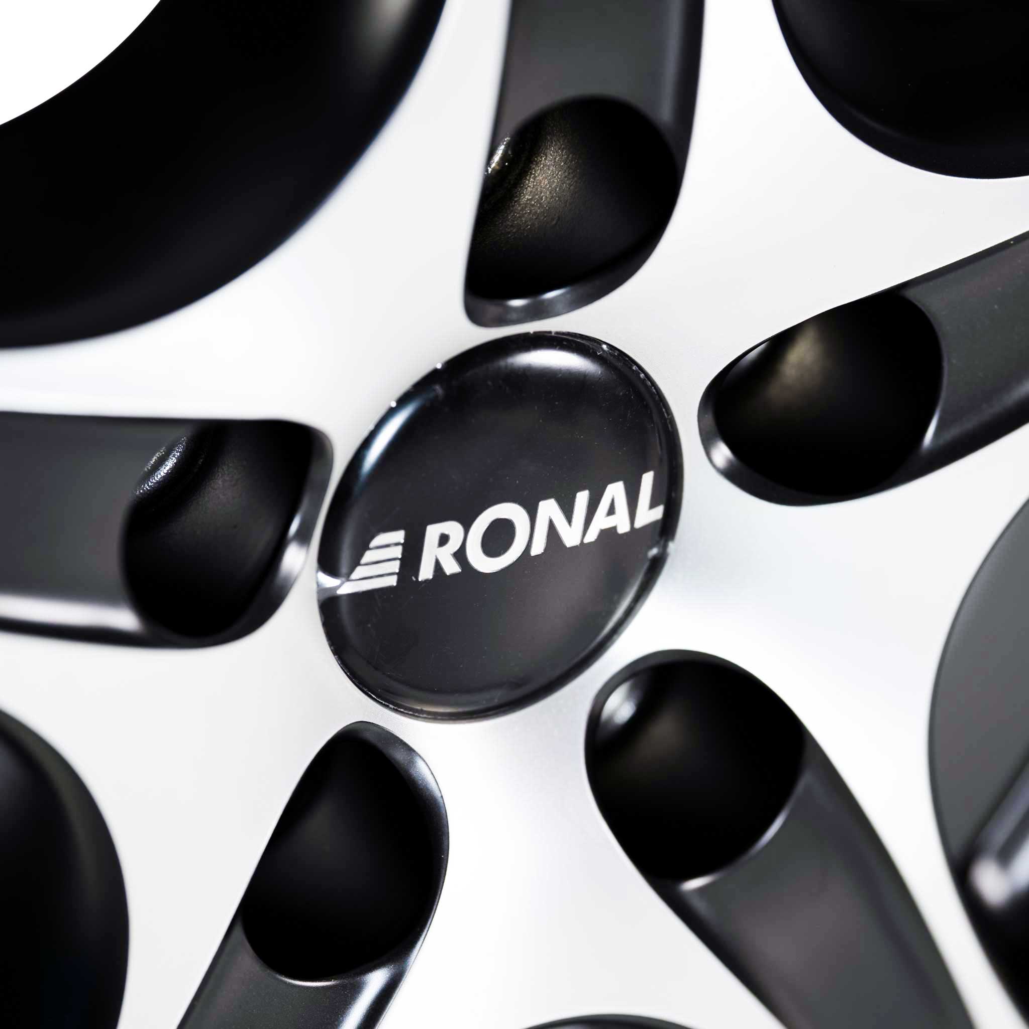 Ronal R56 Matt Black Front Diamond Cut Alloy Wheel Product Image #4