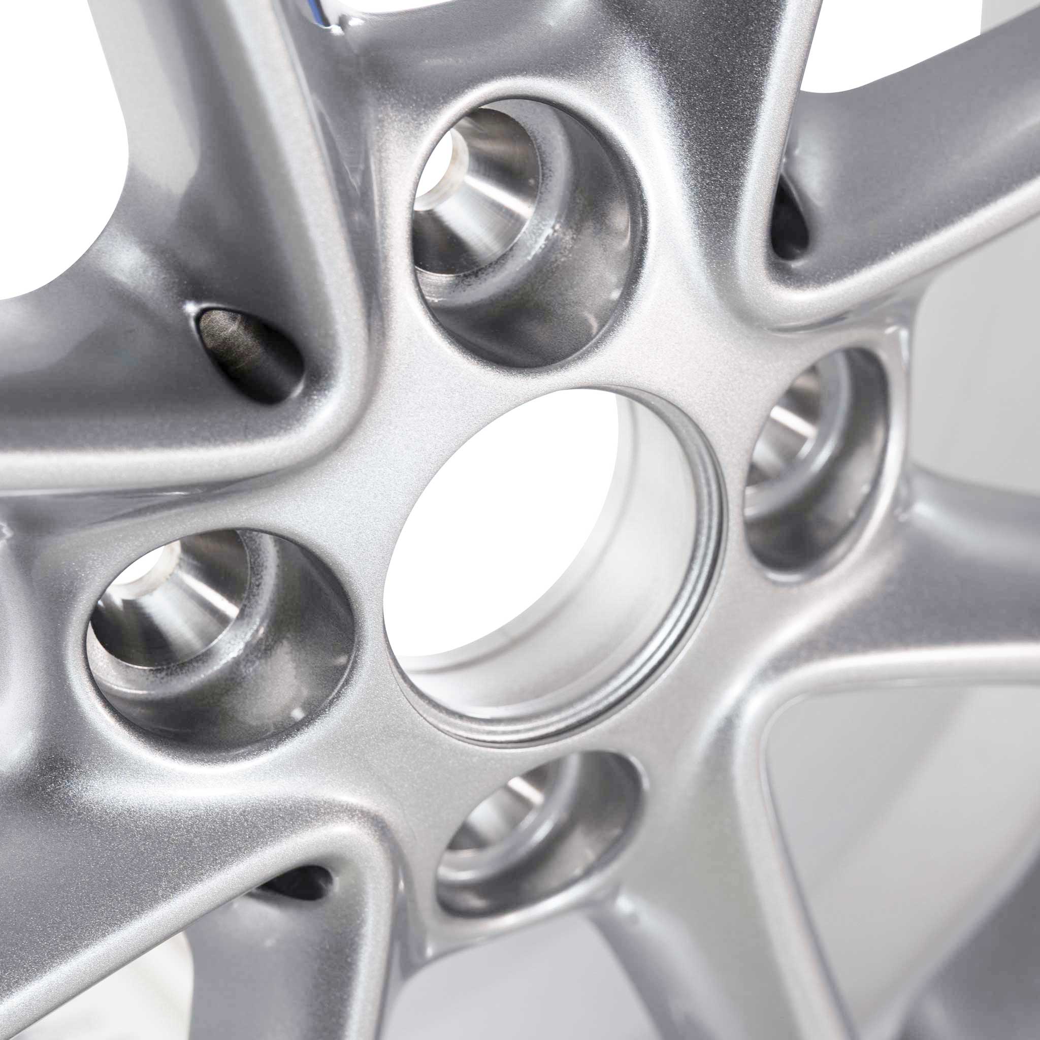 Smart 8 Spoke Vanadium Silver Metallic Alloy Wheel Product Image #4